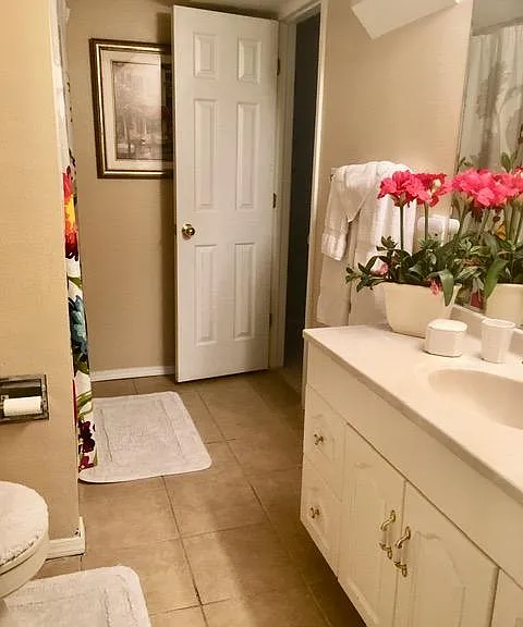8674 Gatewick Dr — Photo 8