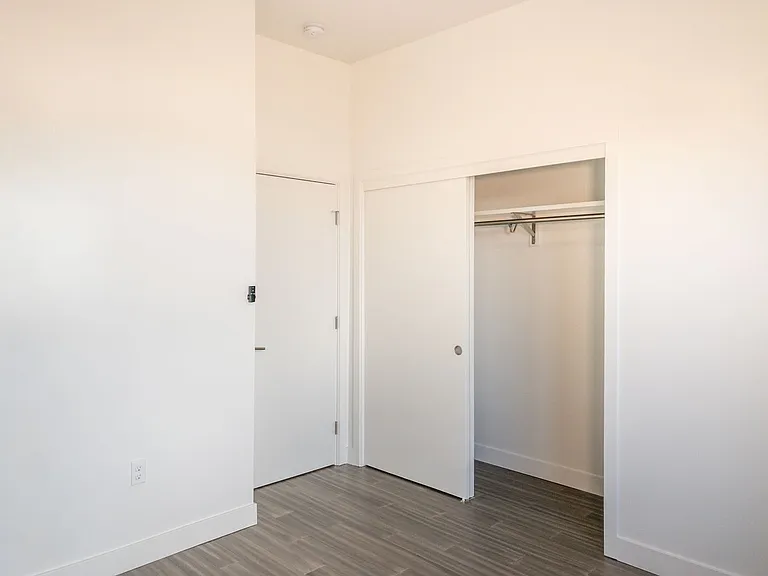 77 Bulkley Ave #7 — Photo 16