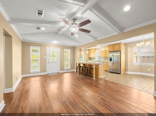 14640 Richardson Dr, Greenwell Springs, LA 70739