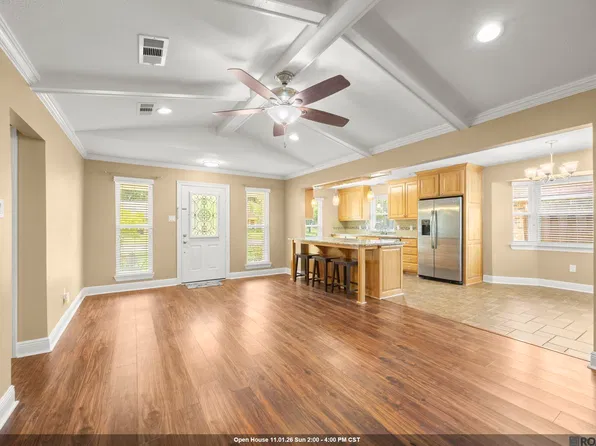14640 Richardson Dr, Greenwell Springs, LA 70739