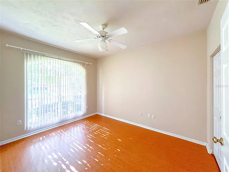 4332 NW 34th Dr — Photo 11