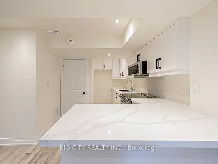 32 Conchita St #LOWER — Photo 5