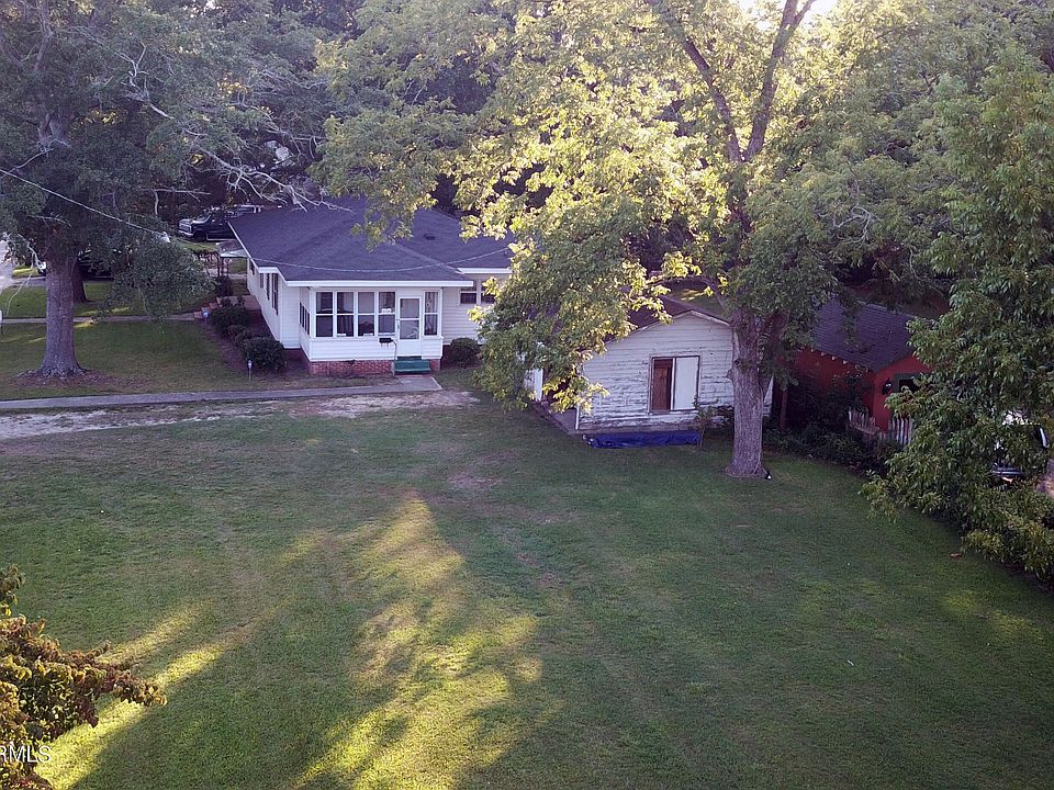 306 W Simmons Avenue, Williamston, NC 27892 MLS 100402409 Zillow