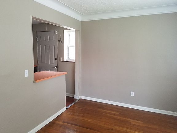 3rd image of 7812 Werner Ave