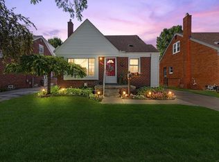 22946 California St, Saint Clair Shores, MI