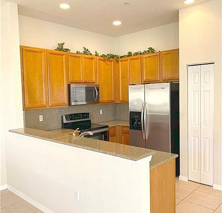 3rd image of 5751 Hampton Hills Blvd #5751