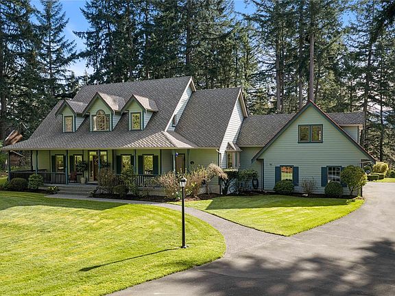 2nd image of 1228 Garden Gate Dr