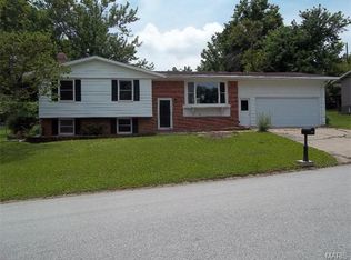 92 Stevens Dr, Hannibal, MO 63401