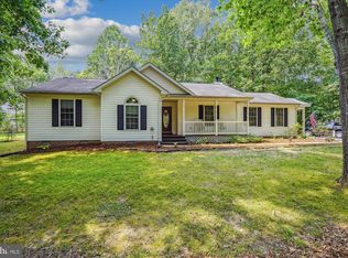 28394 Beech Dr, Rhoadesville, VA 22542