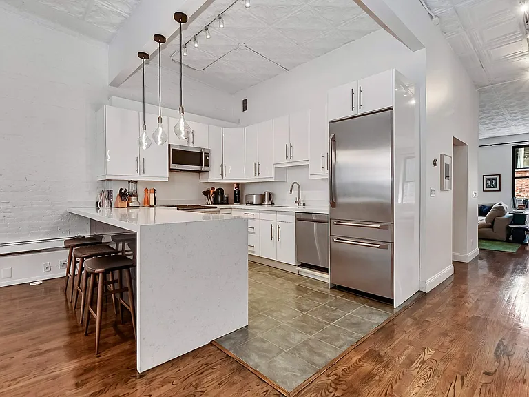 146 Reade St #3 — Photo 13
