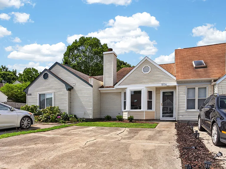 506 Biltmore Dr — Photo 18