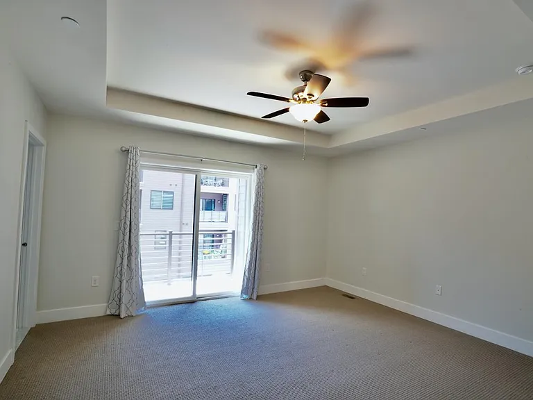 813 Lakeview Ct #44L — Photo 14