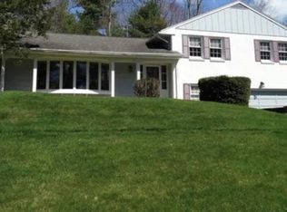 2437 Rhonda Dr, Vestal, NY 13850