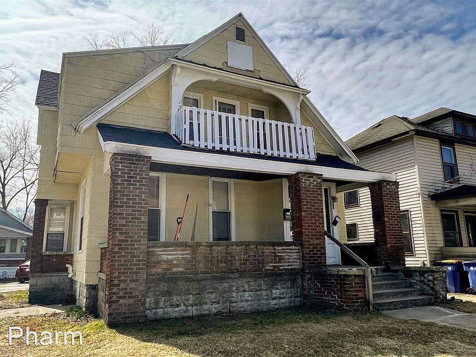 1st image of 60 Dickinson St SW #2