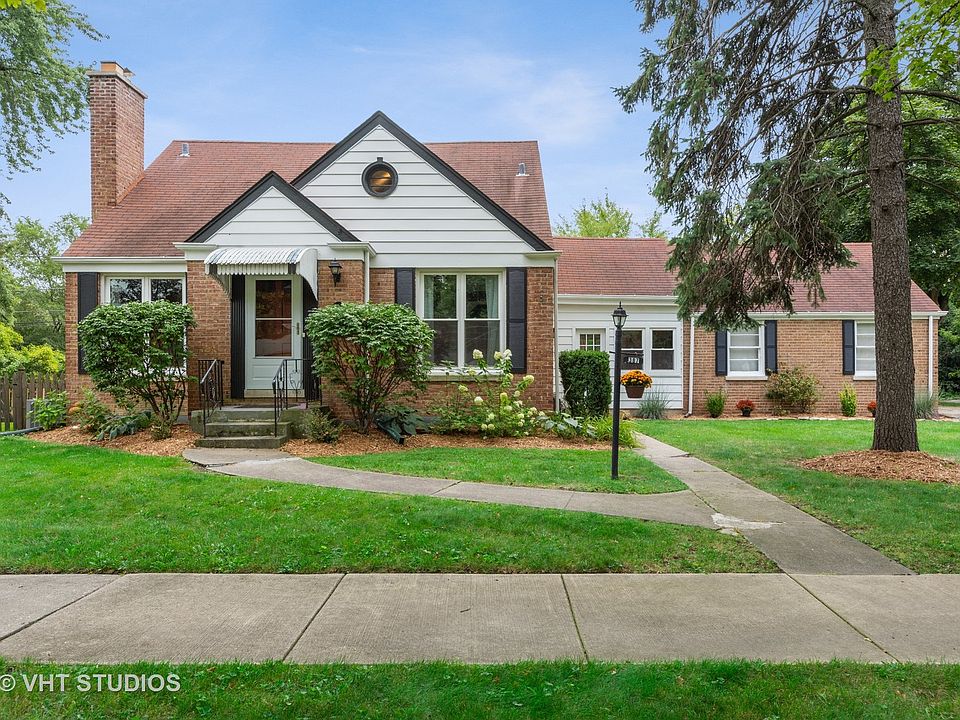 1st image of 387 Woodbridge St