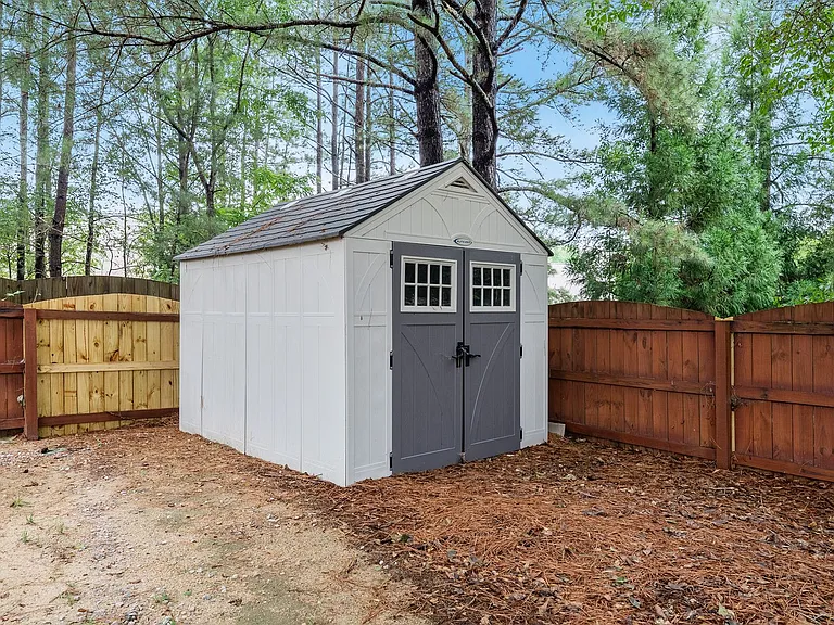 3537 Bunting Dr — Photo 32