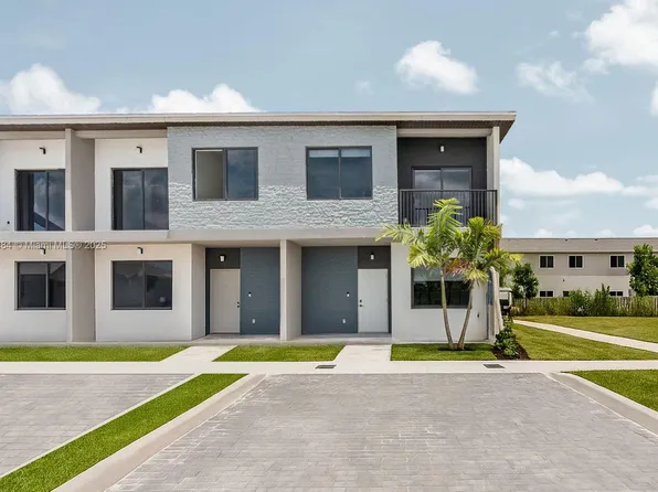 533 NW 13th Ct, Florida City, FL 33034