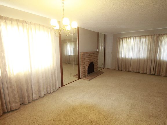 3rd image of 9109 Trujillo Way