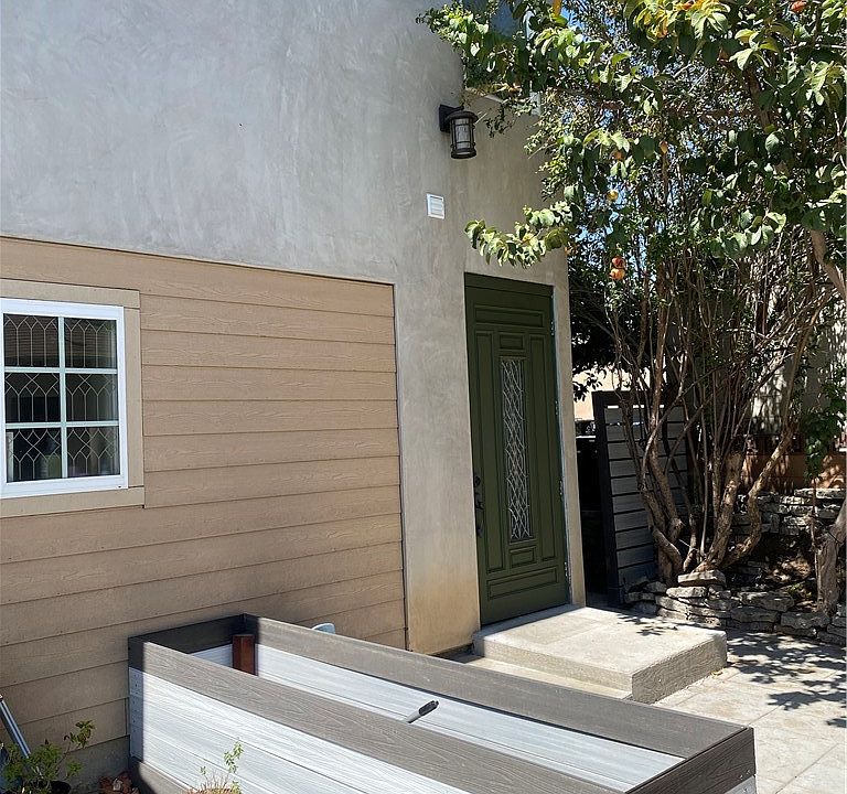 1st image of 1329 Pico St