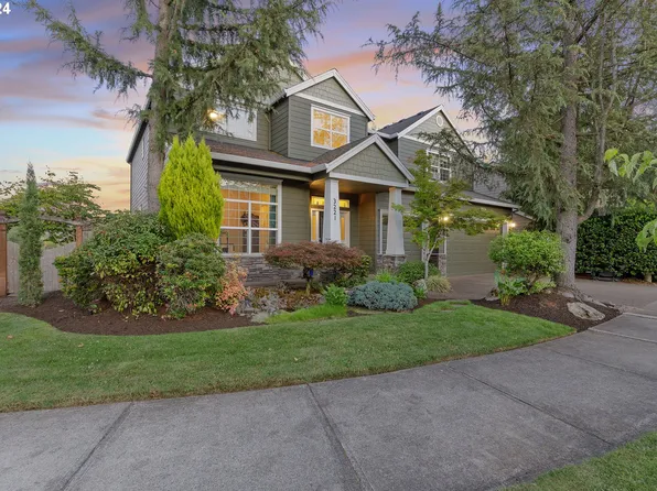 3221 Sabo Ln, West Linn, OR 97068