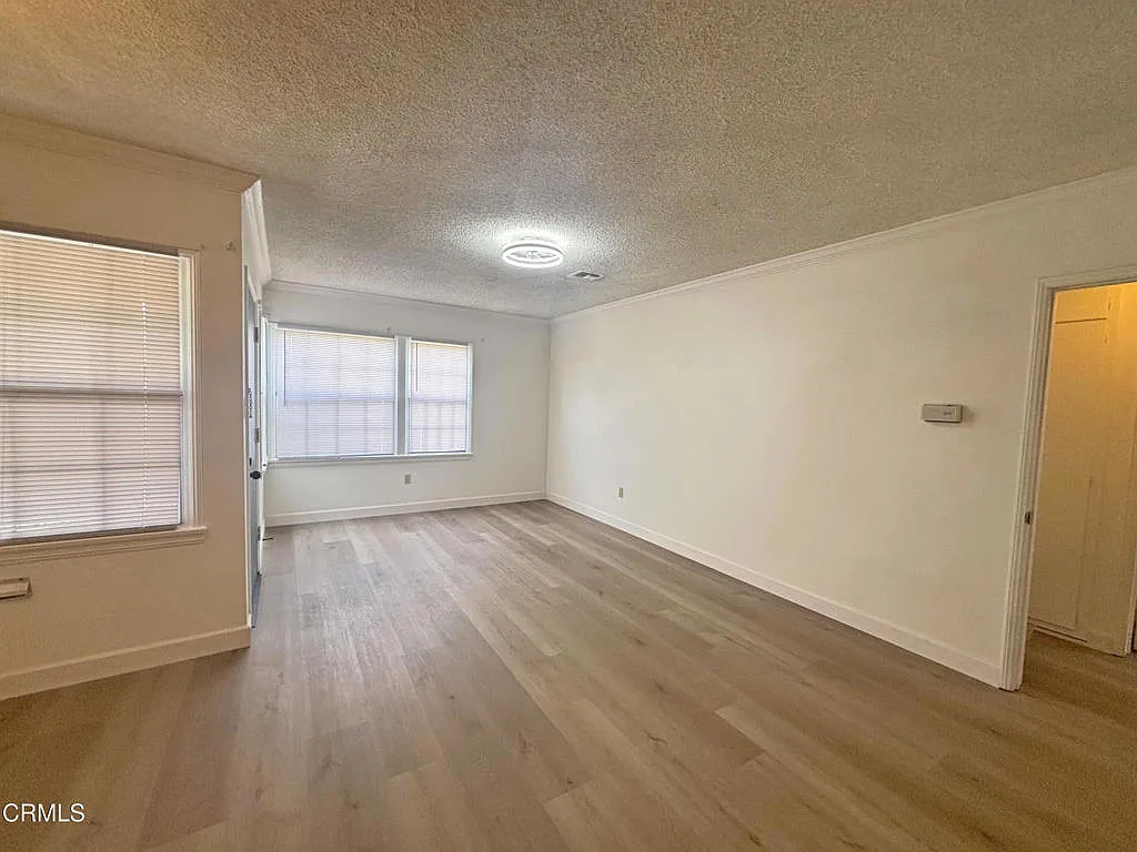 4 bed, 3.0 bath, 1451 sqft, $3,850 — Photo 2