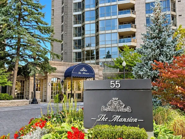 55 Kingsbridge Garden Cir Unit 210, Mississauga, ON L5R 1Y1