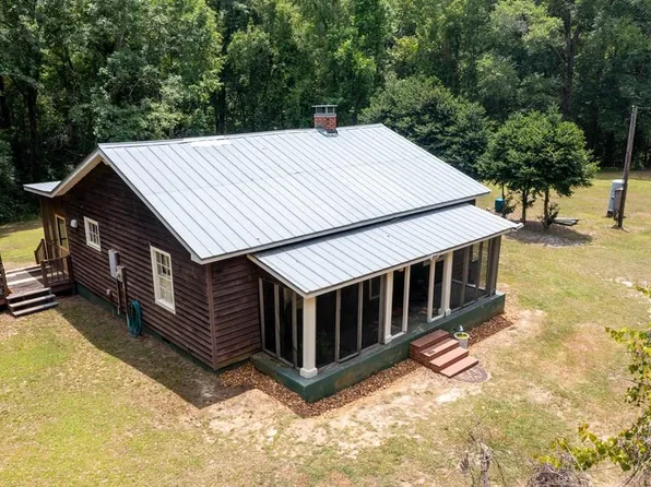 3 Comers Pond Rd, Pittsview, AL 36871