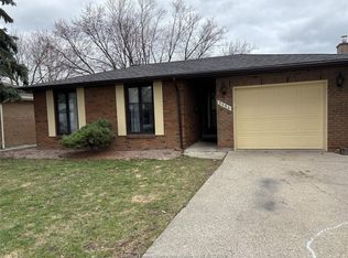 3154 Regis Ave, Windsor, ON N8R 1T8