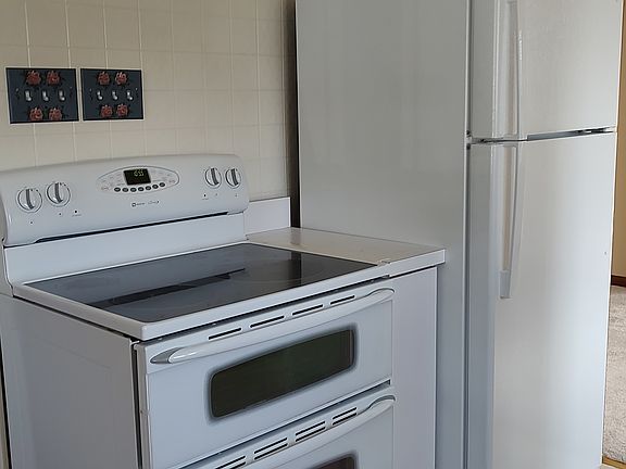 4th image of 3202 Goddard Rd #A