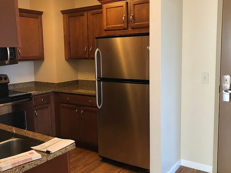 2 W Broad St #45-5 — Photo 3