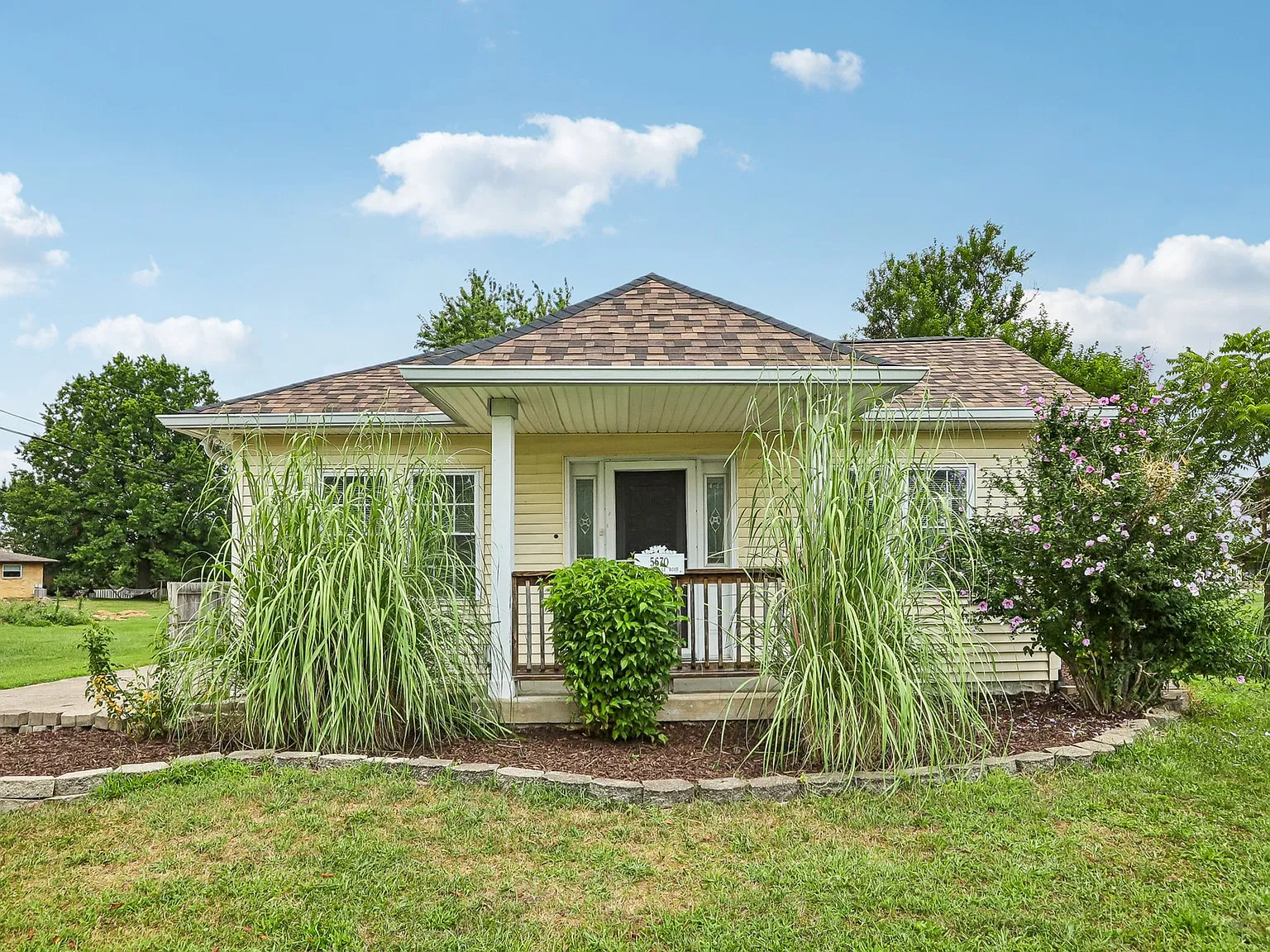 4 bed, 2486 sqft, $2,090 — Photo 1