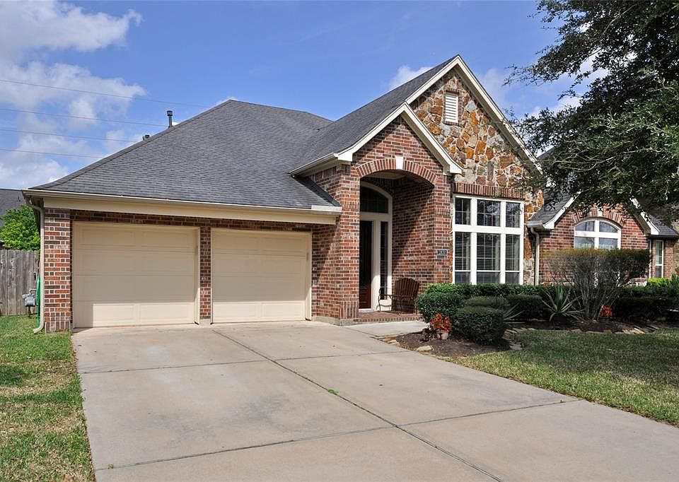 1st image of 2830 Stock Creek Ln