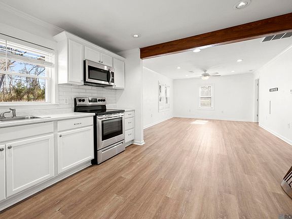 2nd image of 8720 Lockhart Rd