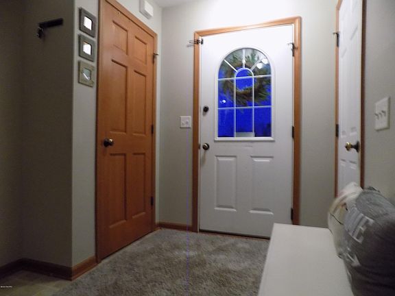 4th image of 2063 Winston View Dr NE