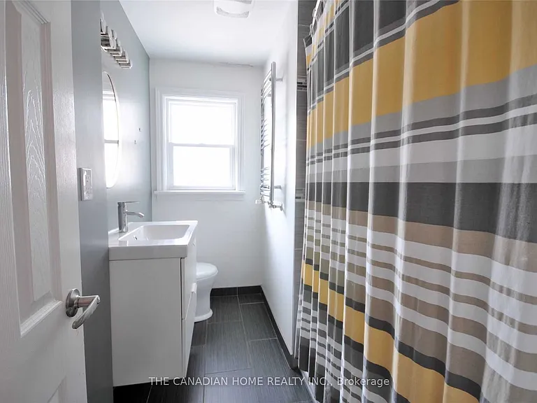 174 Patricia Ave — Photo 6