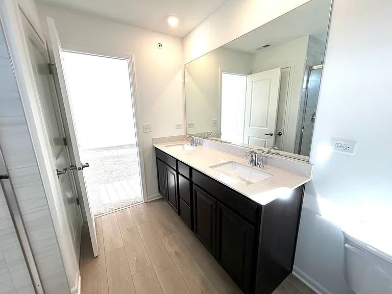 612 Cassia Ct — Photo 16