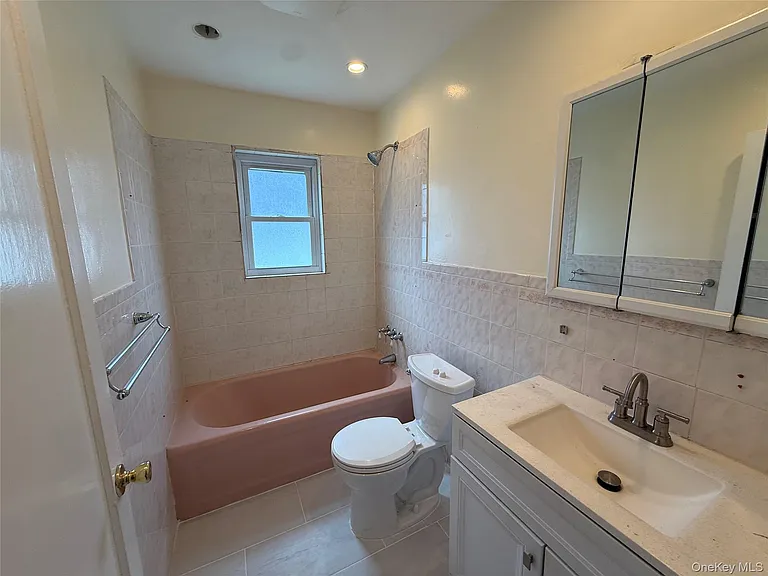 730 Cottage St — Photo 10