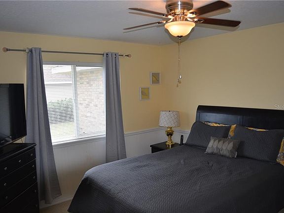 3rd image of 14719 Green Valley Blvd