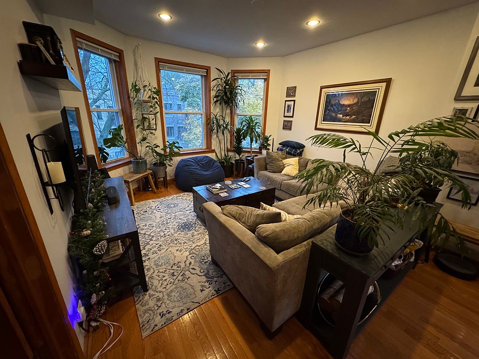 1st image of 3424 N Bell Ave #2