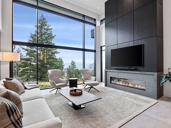 2nd image of 2196 Aster Ct