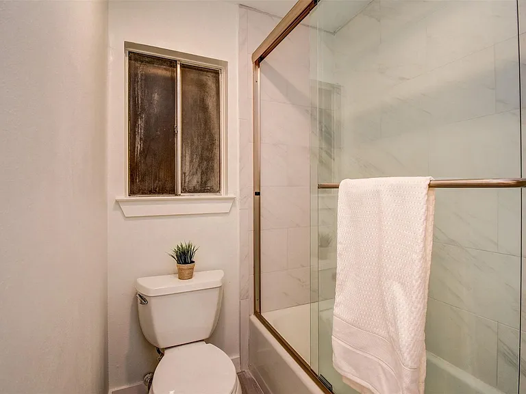 5730 Birdwood Rd — Photo 21