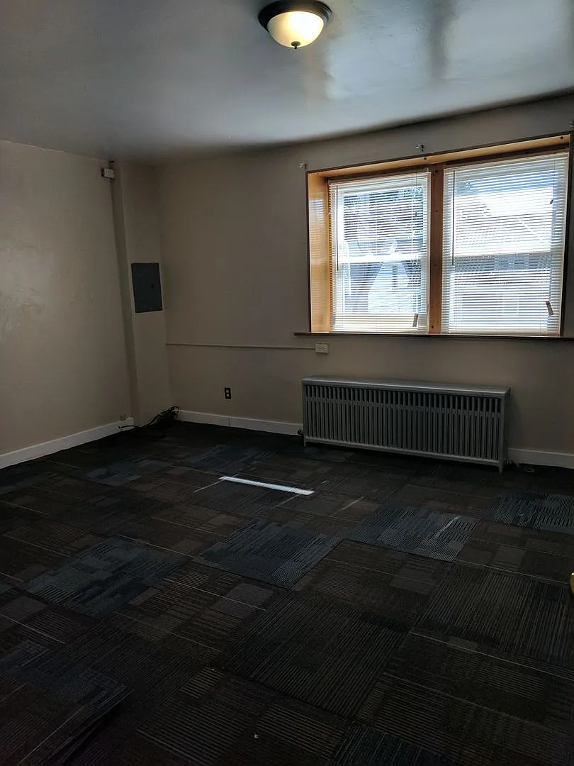 3329 WARD ST — Photo 3