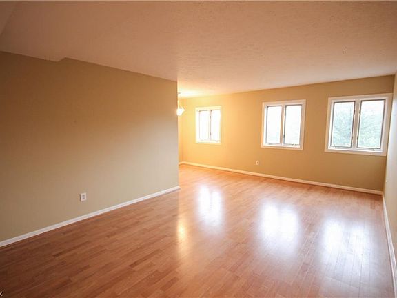 4th image of 19000 Lake Rd APT 521