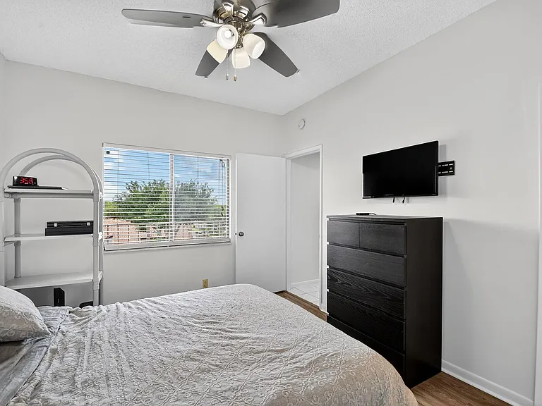 6193 Pointe Regal Cir #402 — Photo 30