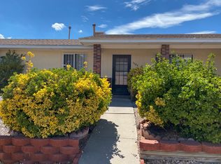 5304 Vicksburg Dr NW, Albuquerque, NM 87120