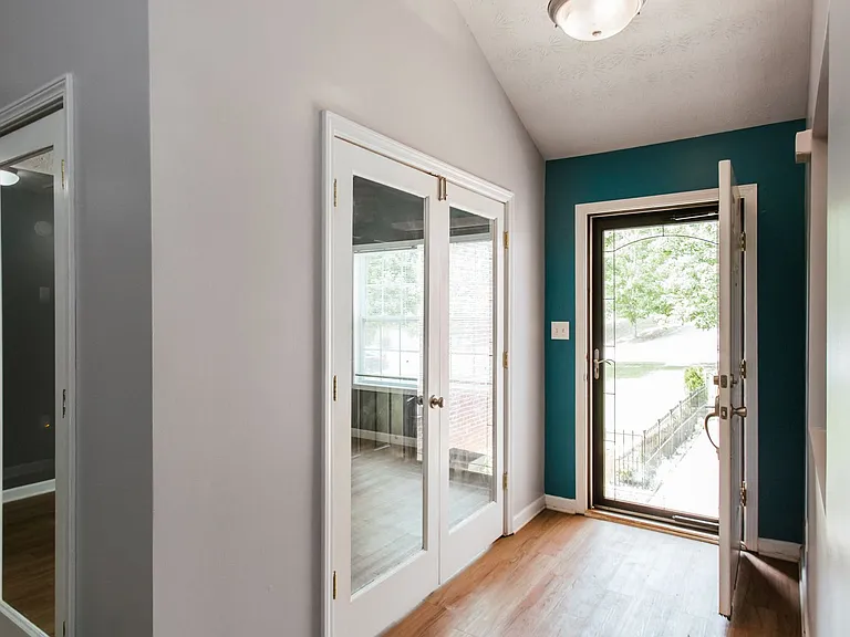137 Bristol Woods Dr — Photo 12