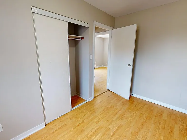 217 Laurier Ave E #6 — Photo 17