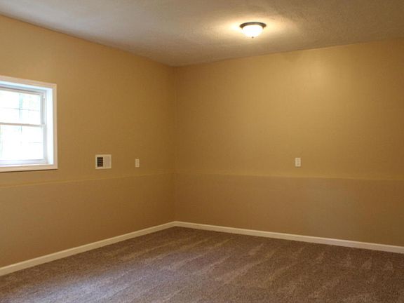 4th image of 1135 Sierra Trails Dr