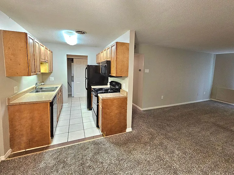 1695 Lee Rd #D213 — Photo 12