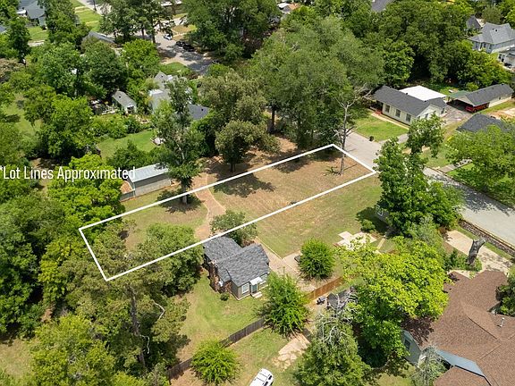 2nd image of 2121 S Sneed Ave